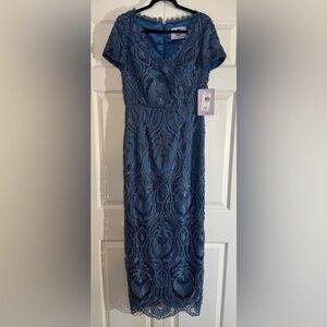 JS collections 867023 Scalloped Lace & Satin Gown Mineral Blue Mrsp $348 Size 10